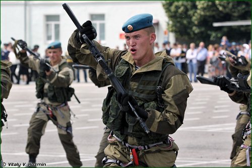 Фотографии 132-го выпуска РВВДКУ