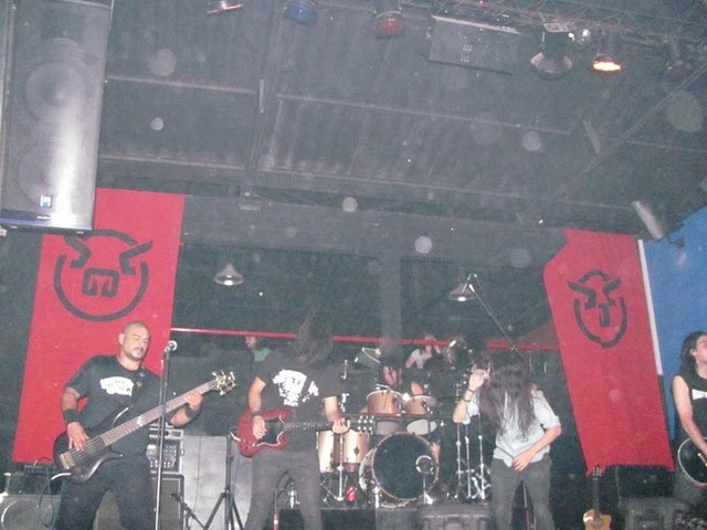 [18-12-2010%2520By%2520Solucha%2520Adriel%2520%25283%2529%255B2%255D.jpg]