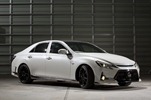  Toyota Mark X G Sports Carbon Roof Concept