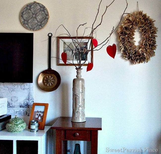 the process of putting together a gallery wall