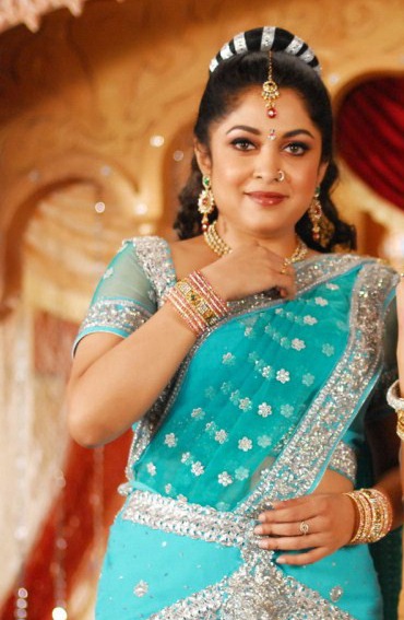 [ramya_krishnan_hot_in_saree_photos%255B9%255D.jpg]