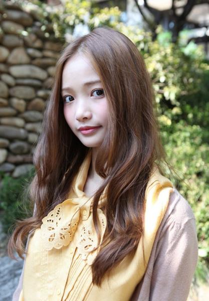 Asian long wavy hairstyle
