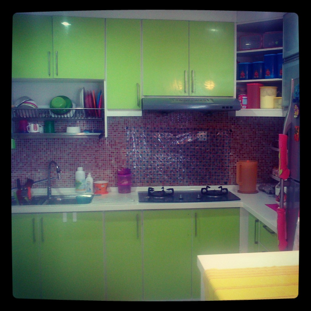 Kabinet Dapur Hijau Epal Desainrumahid Hiness Of Life Park View Tower Home Kitchen February 2017 Perniagaan Mim Kabinet Dapur Hijau Putih Desainrumahid