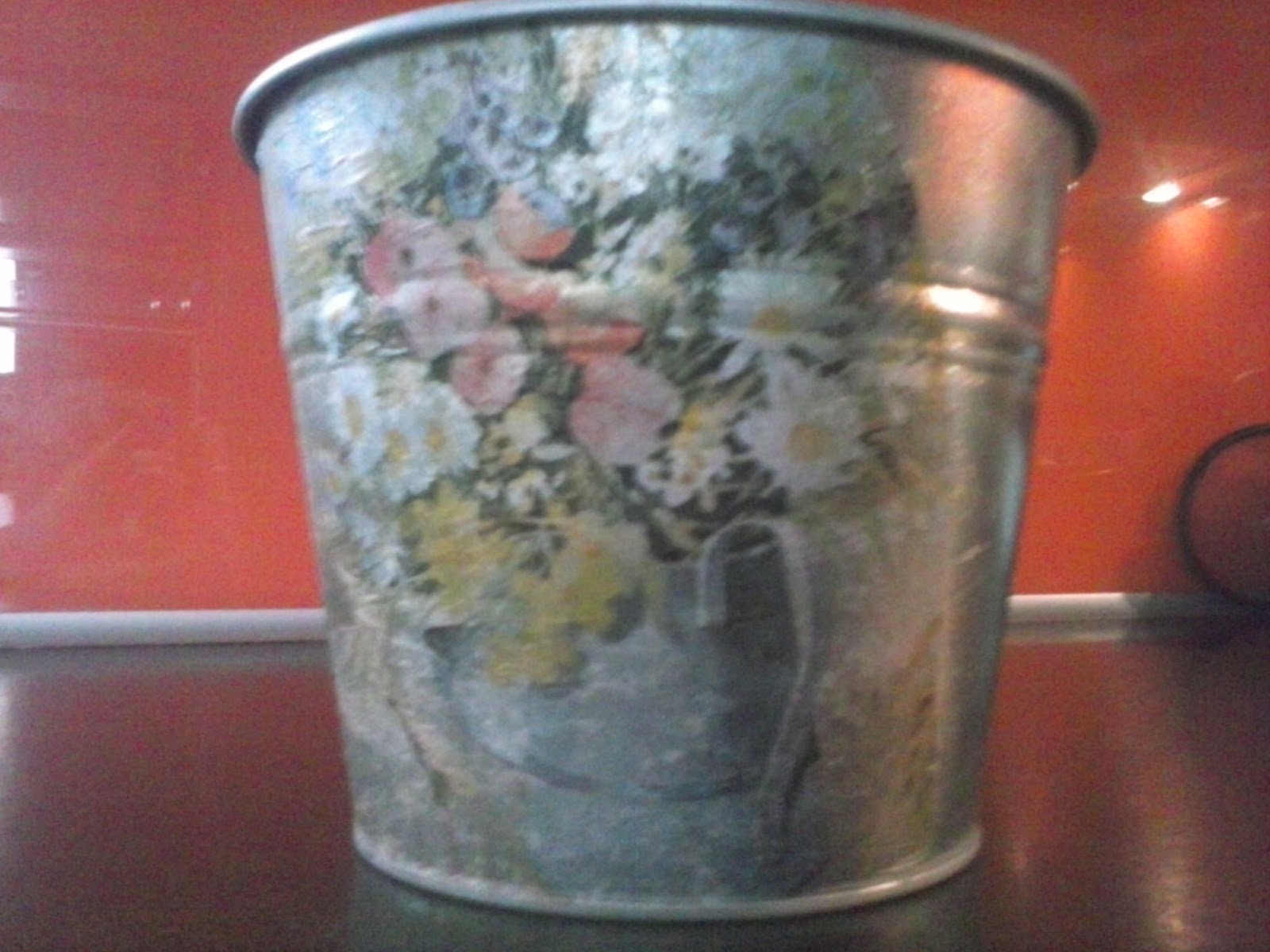Itchy hands.... Decoupage flower pots