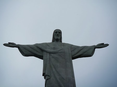 Carnavalul de la Rio:  Tot Cristo Redendor, dar pe seara