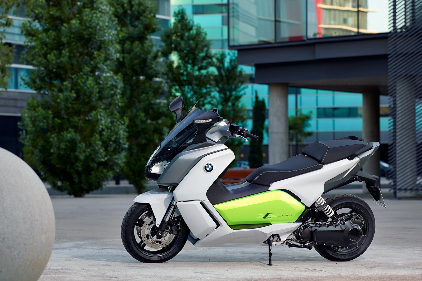 [BMW-Electric-Scooter-34%255B2%255D.jpg]