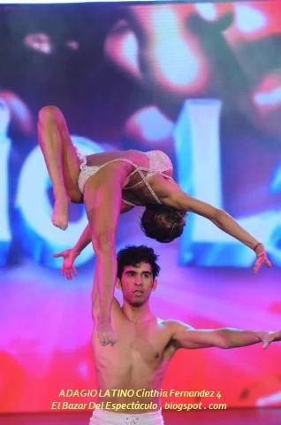 ADAGIO LATINO Cinthia Fernandez 4.JPG