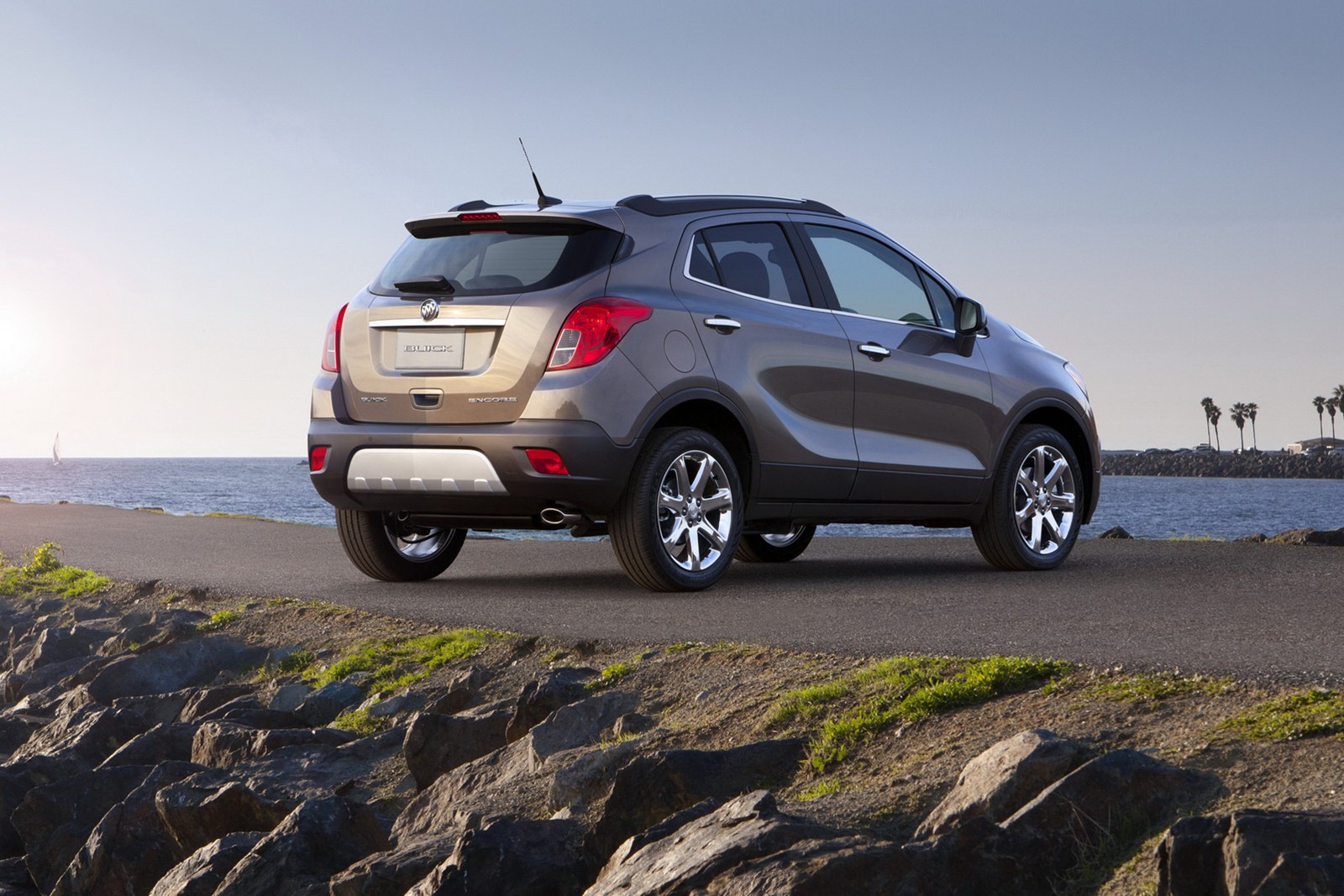 [2013-Buick-Encore-3%255B2%255D.jpg]