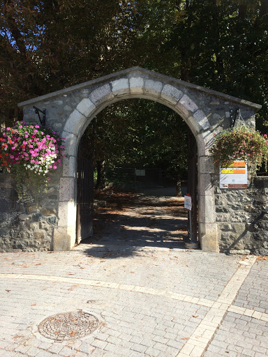 Porte d'entrée du Parc Château de Tallard