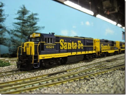 IMG_5398 Atchison, Topeka & Santa Fe U30B #6324 on the LK&R HO-Scale Layout at the WGH Show in Portland, OR on February 17, 2007