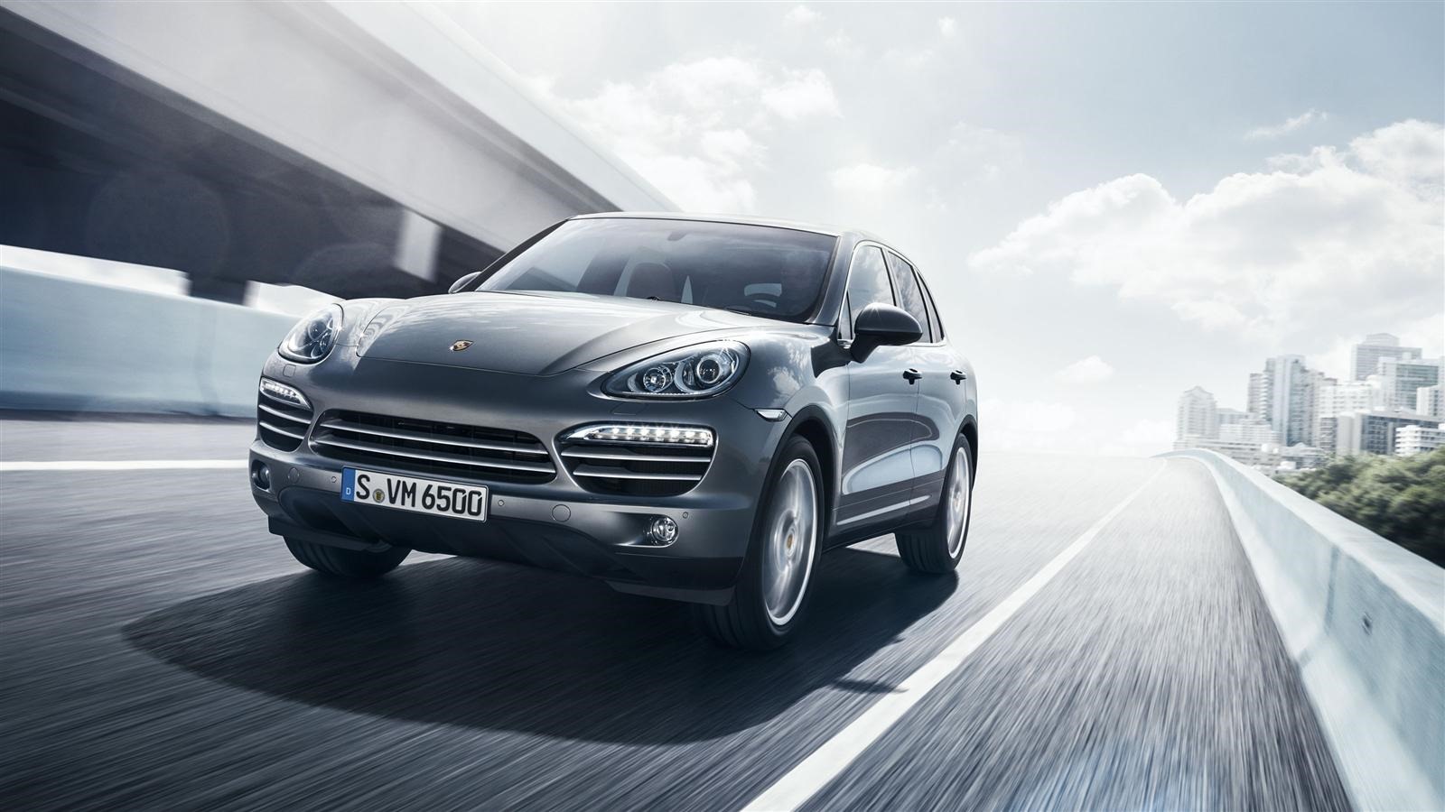 [Porsche-Cayenne-Platinum-1%255B2%255D.jpg]