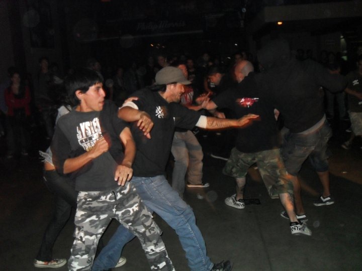 [30498_1459399287828_1318776343_1240830_4226434_n%255B2%255D.jpg]