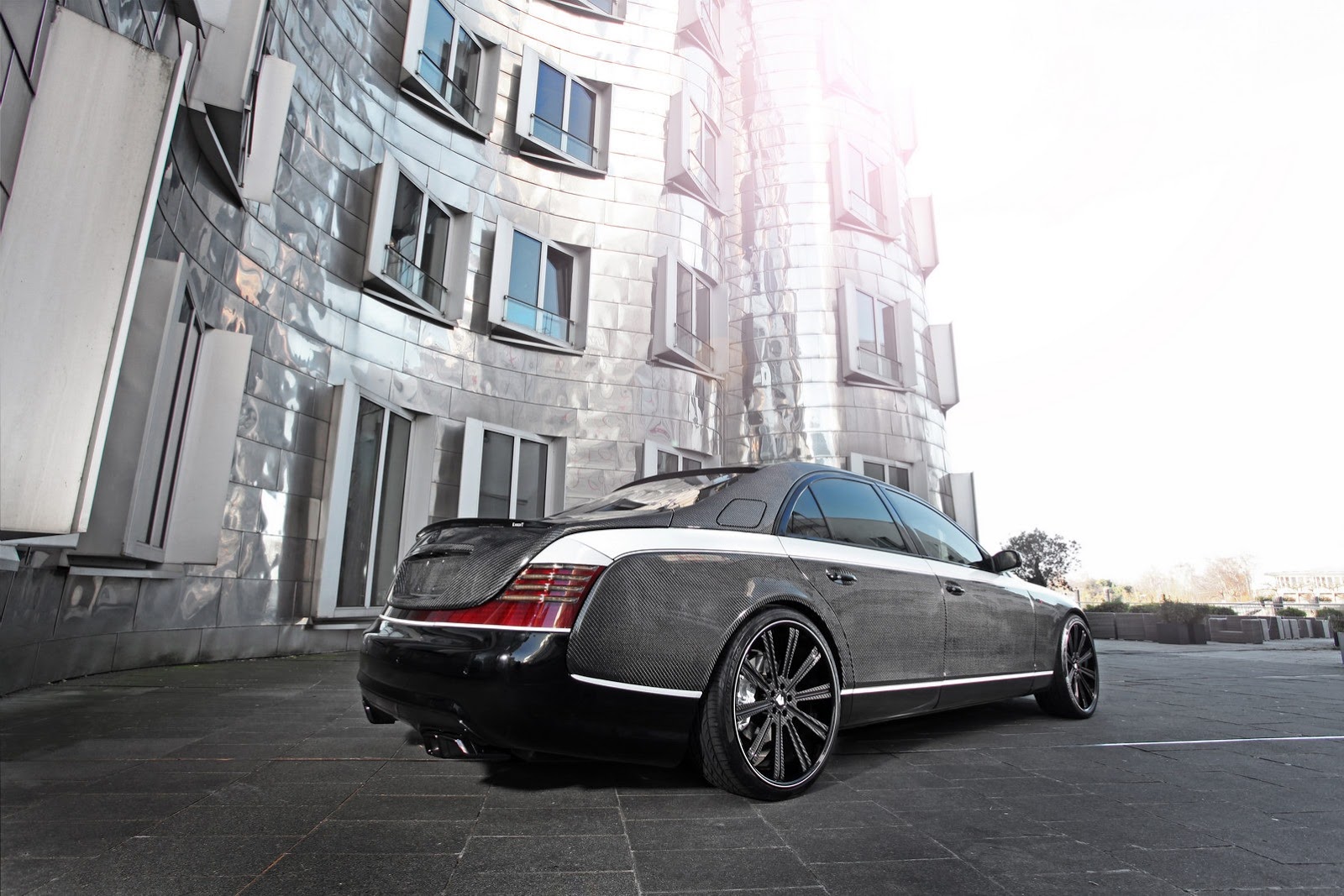[Maybach-Knight-Luxury-5%255B2%255D.jpg]