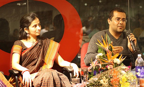 [chetan-bhagat-with-wife-anusha-pic8%255B3%255D.jpg]