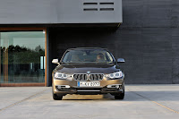 Die neue BMW 3er Limousine, Modern Line (10/2011)The new BMW 3 Series Sedan, Modern Line (10/2011)