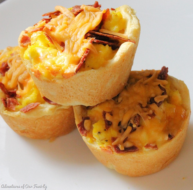 [delicious%2520breakfast%2520cups%2520with%2520egg%2520bacon%2520cheese%2520recipe%255B11%255D.jpg]