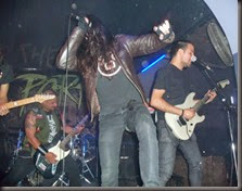 417887_485892884810816_72789974_n