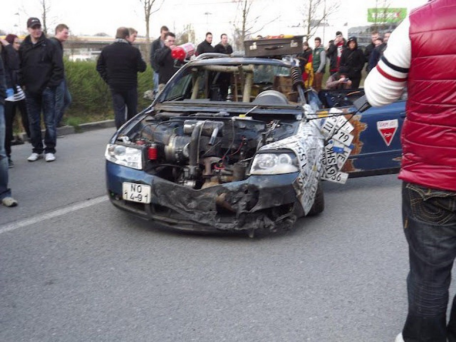 [Tin-Audi-A4-Avant-2%255B3%255D.jpg]