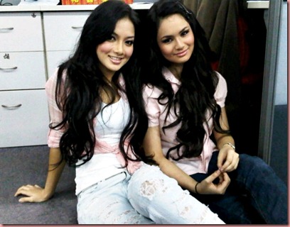 neelofa & Izara aishah