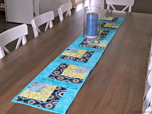 “Whip it Up Quick” Table Runner + Pattern