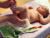 How to change a cloth diaper