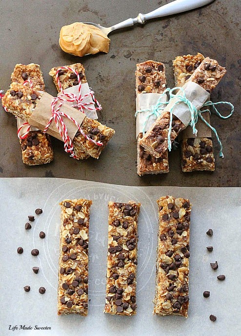 {healthy}{no-bake} Peanut Butter Chocolate Chips Granola Bars by --- @LifeMadeSweeter.jpg