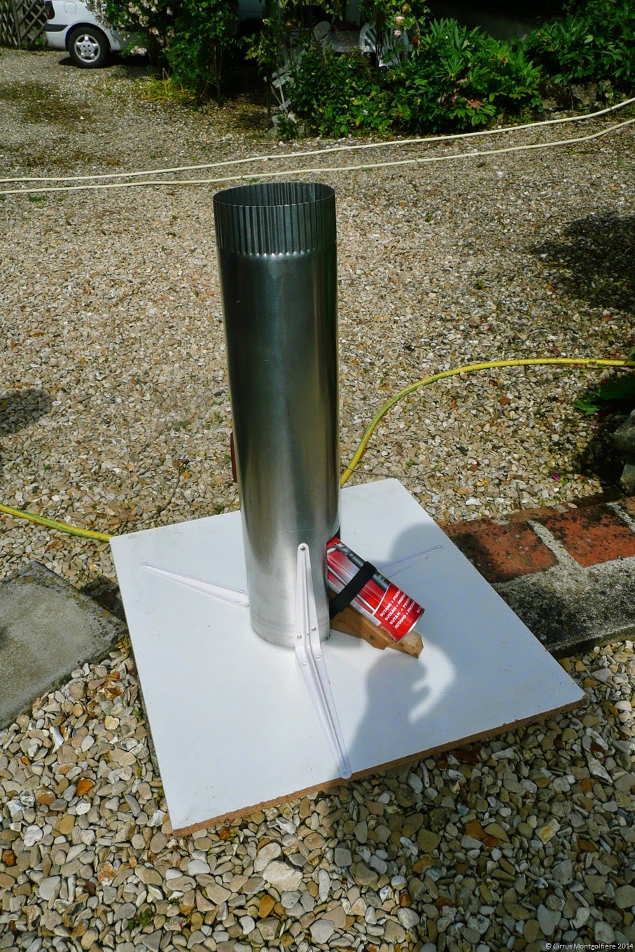 [2014_06_09%2520Construction%2520Point%2520de%2520chauffe%2520pour%2520mini%2520montgolfi%25C3%25A8re%2520%25289%2529%255B3%255D.jpg]