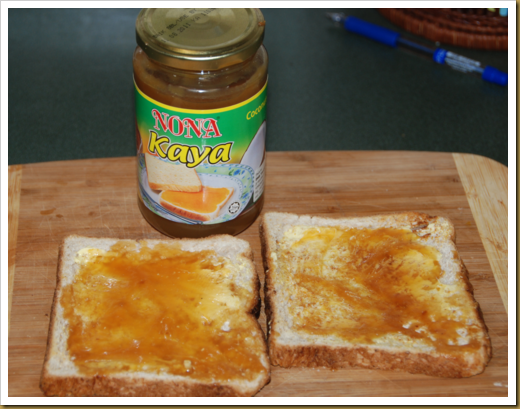 Golden Kaya on Toast ( CC BY-NC-ND GlobalCitizen01 )