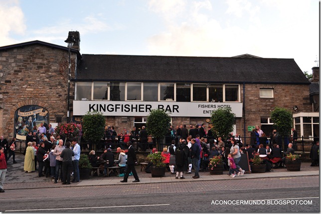 Pitlochry. Kingfisher Bar-DSC_0594