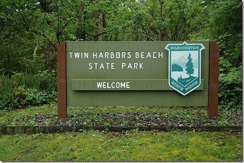 Twin Harbors Sign
