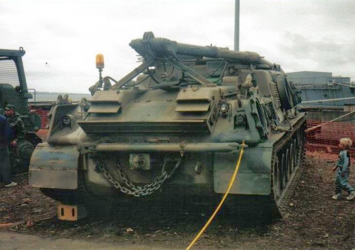 [037-2-M88A1-Recovery-Vehicle2.jpg]