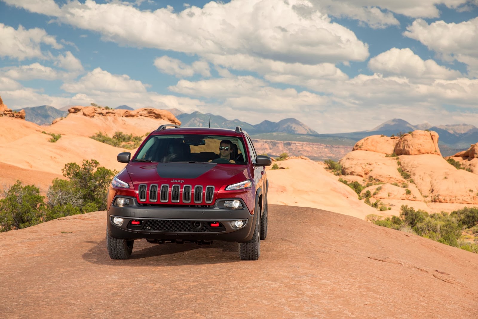 [Jeep-Cherokee_09%255B2%255D.jpg]