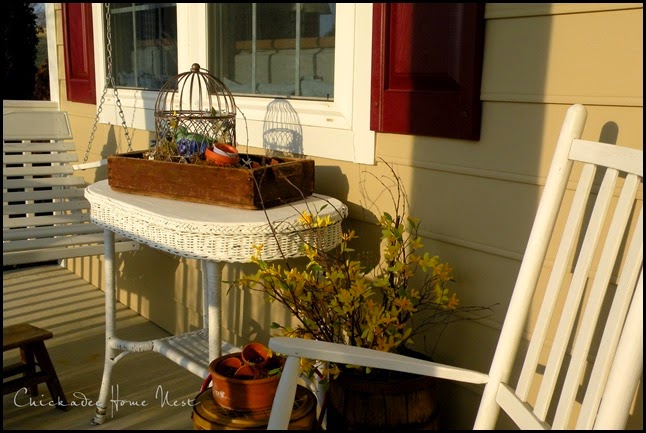 Spring Decor, Chickadee Home Nest