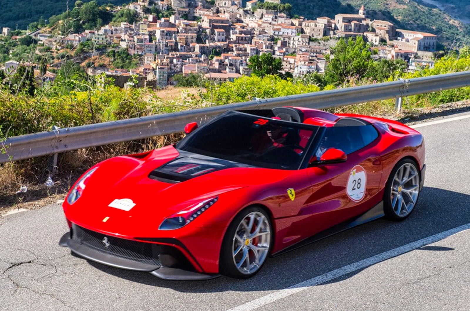 [Ferrari-F12-TRS-1_1%255B2%255D.jpg]