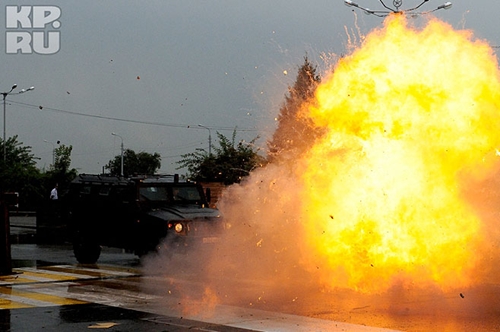 Фотографии с показательных выступлений СОБР и ОМОН в Волгограде
