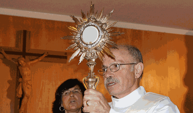 [2.%25C2%25BA%2520Aniv.%2520G.O.%2520Boa%2520Nova%2520do%2520Reino%255B2%255D.gif]