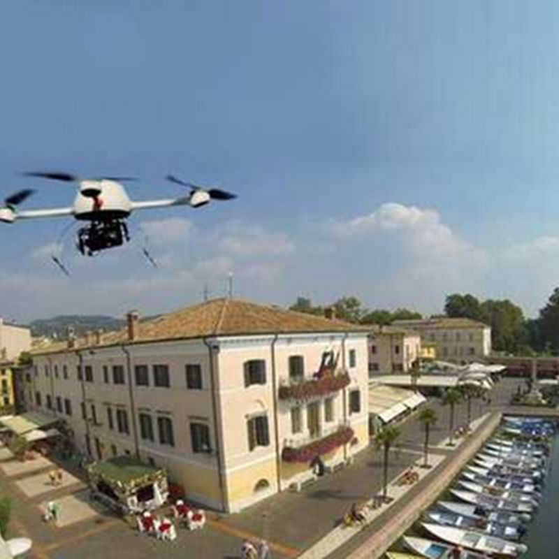 Guar­dian 2000 il drone poliziotto per la sicurezza.