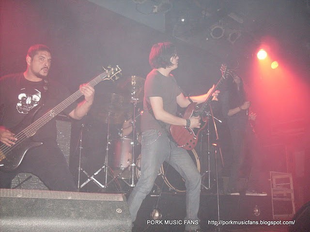 [PORK%2520%252B%2520D-MENTE%2520en%2520XLR%252025-09-2010%2520%252822%2529%255B3%255D.jpg]