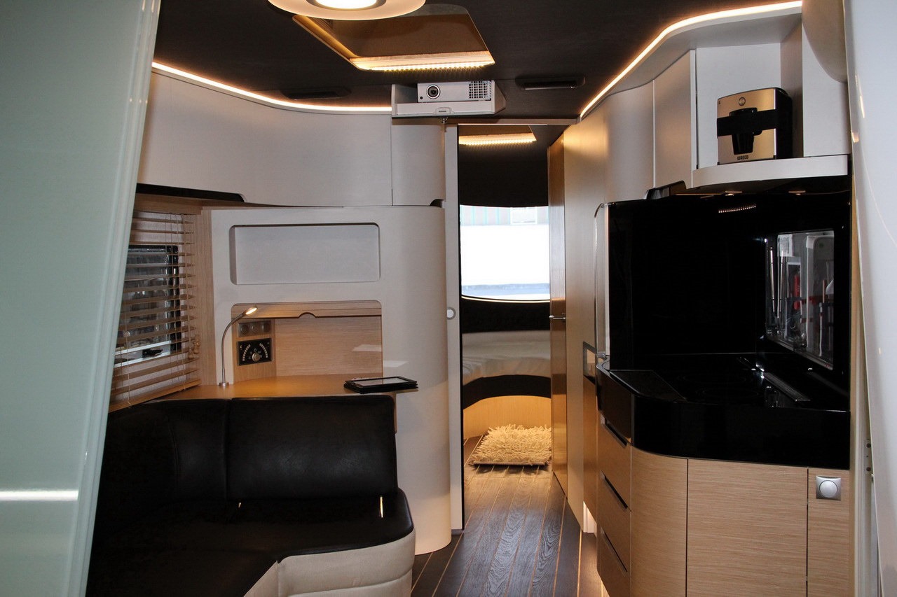 [Caravan-of-the-future-25%255B5%255D.jpg]
