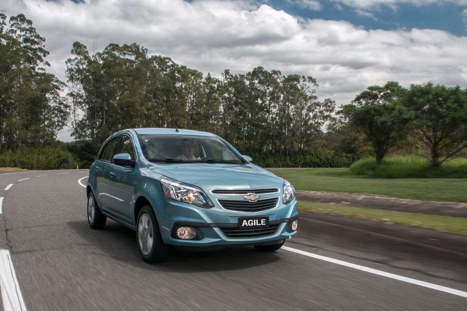 [2014-Chevrolet-Agile-71%255B2%255D.jpg]