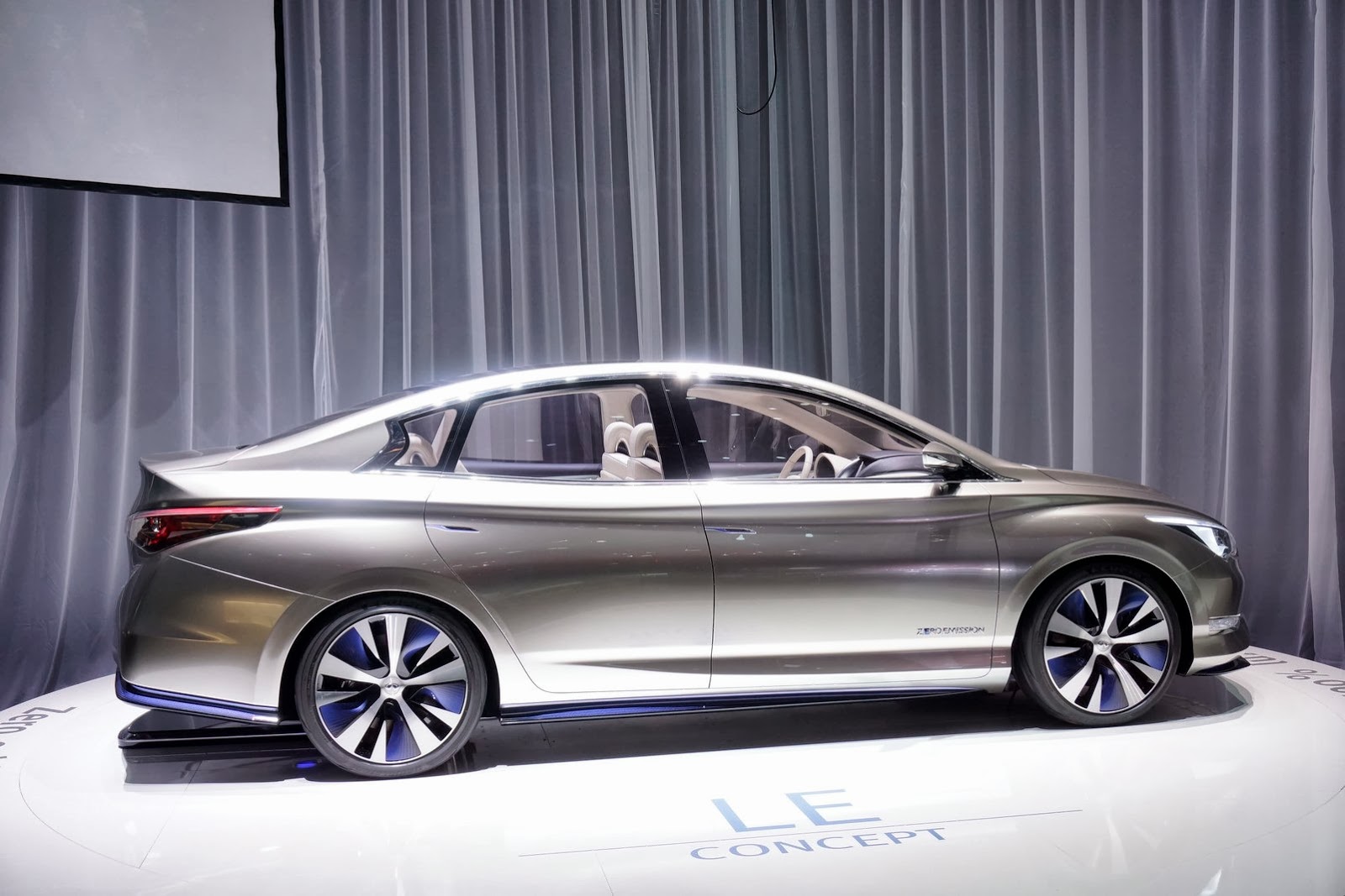 [Infiniti-32%255B2%255D.jpg]