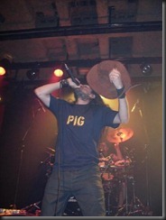 228766_1048372403452_1049952047_171313_7943_n