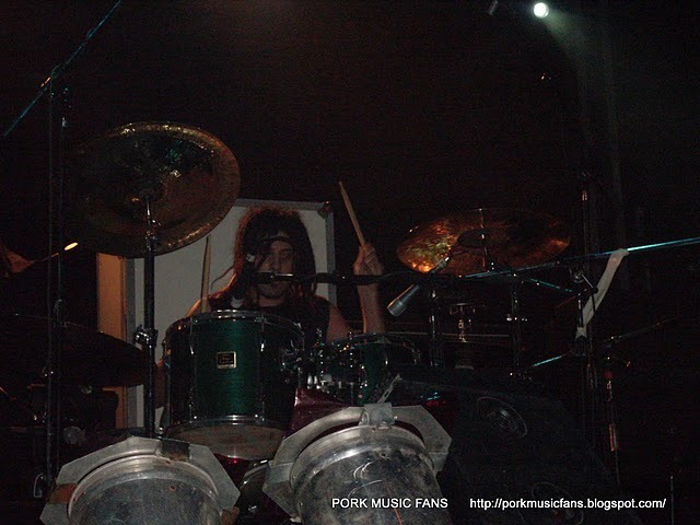 [PORK%2520en%2520Groove%252012-11%2520Junto%2520a%2520Oconnor%2520%252815%2529%255B2%255D.jpg]