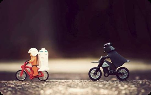 cool star wars darth vader on bike chasing biggs and r2d2 lego