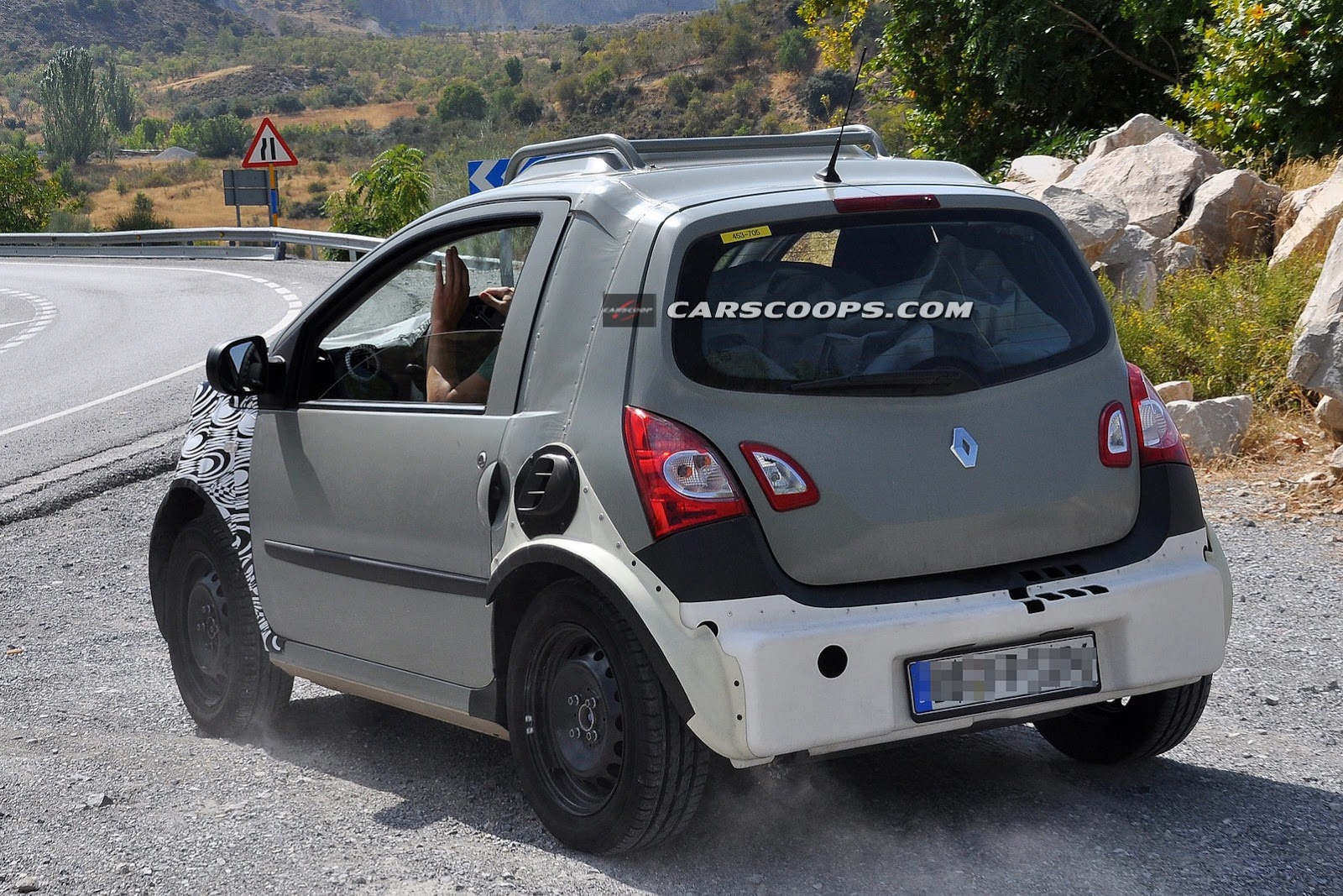 [2-15-Smart-ForTwo-Mule-08%255B3%255D.jpg]