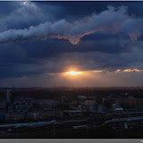 und schaut nochmal hinter den Wolken hervor