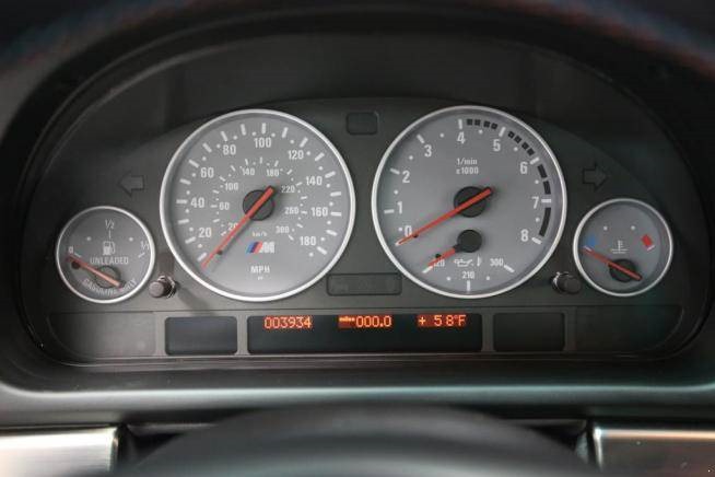 [2002-BMW-E39-10%255B2%255D.jpg]