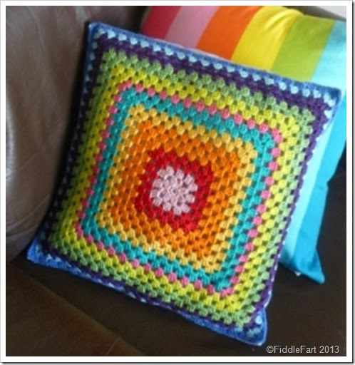 crochet cushion 1 - Copy