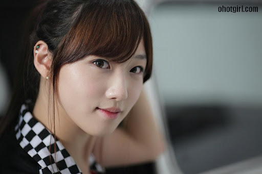 So Yeon Yang - Race Queen