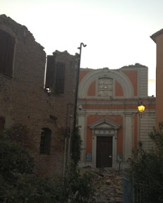 Quel che resta della cattedrale di San Felice sul Panaro (foto da Twitter)